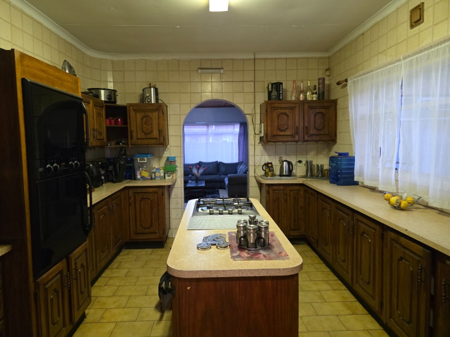 To Let 3 Bedroom Property for Rent in Vaalpark Free State